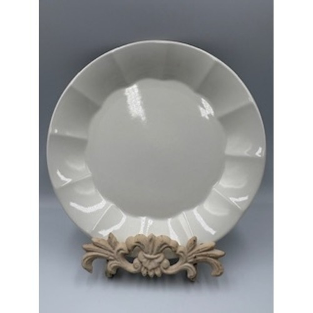 LAUREN RALPH LAUREN Salad Plates 8.5" White Boxwood Fluted Scalloped Set of 2